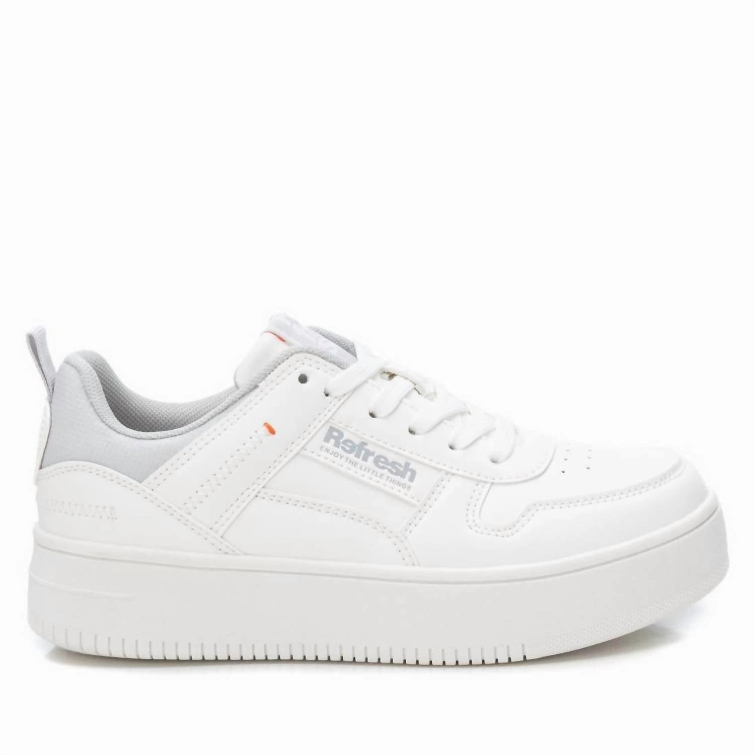 Women's Trainer Sneakers In White Waffle Traction Outsole
