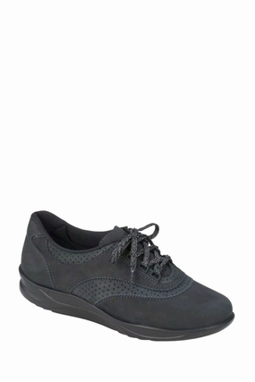 Women's Walkeasy Sneaker - Wide Width In Nero Anti Odor Tech
