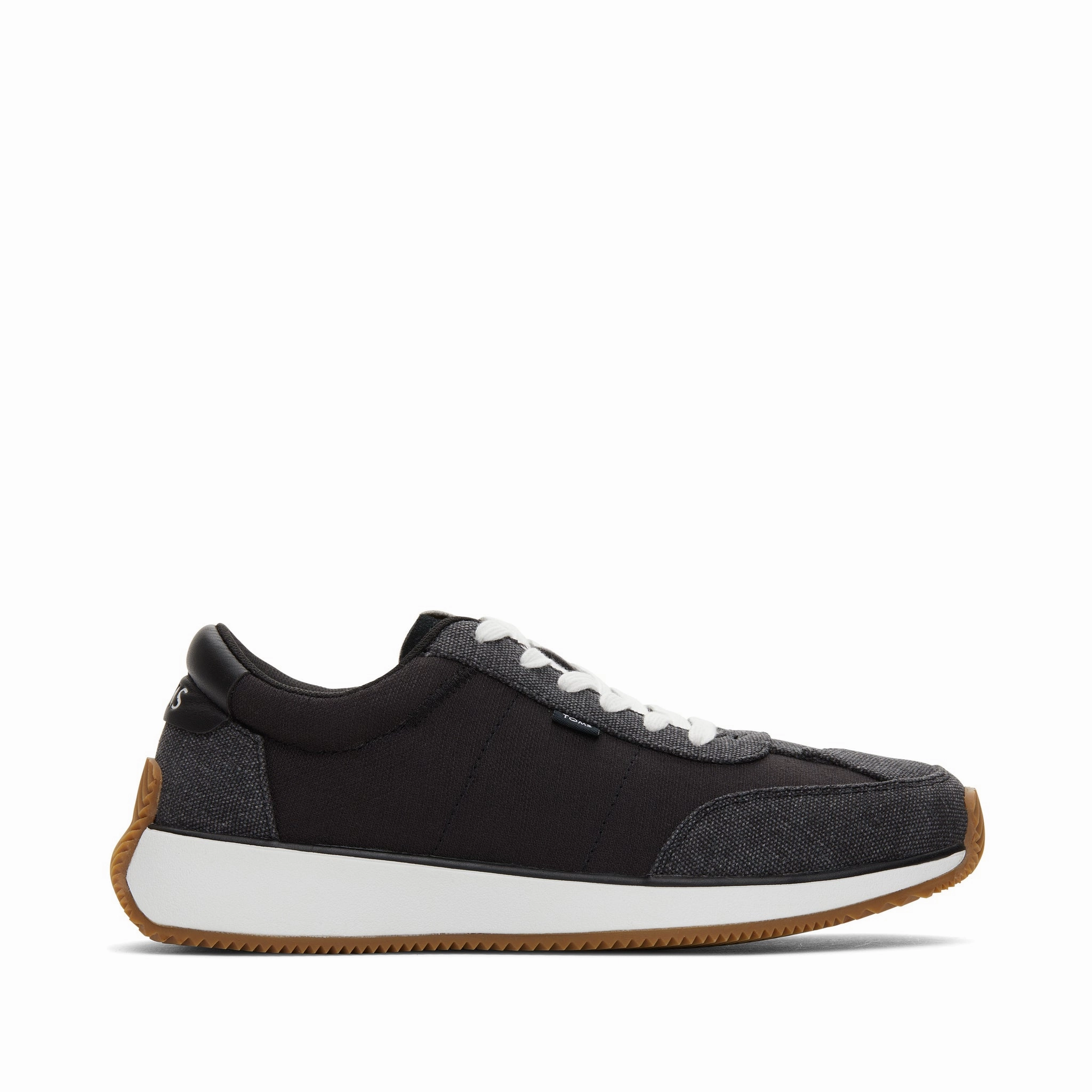 Dynamic Lacing City Run Women's Wyndon Black Jogger Sneaker