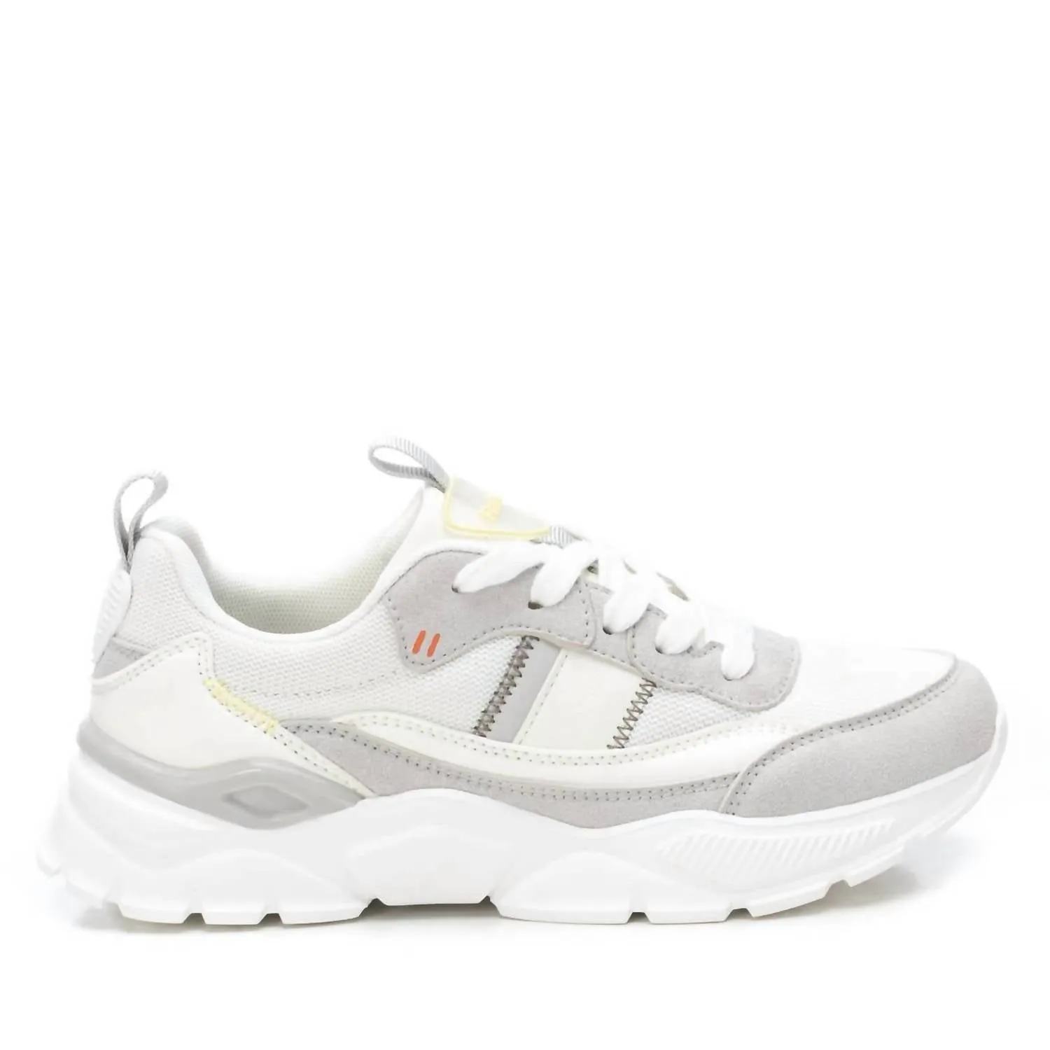 Shock Resistance Women's Casual Comfort Sneakers In White