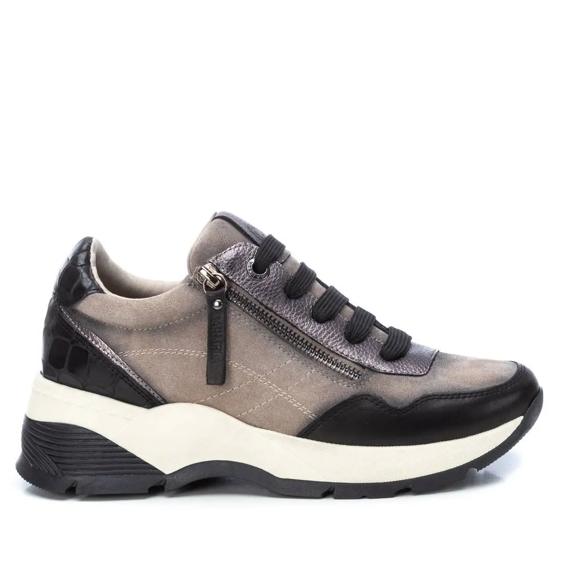 Women's Casual Sneakers By XTI Modern Walk