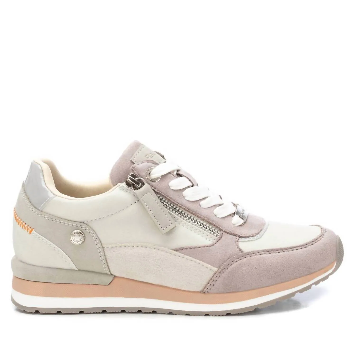 Women's Casual Sneakers In Ice Lean Form