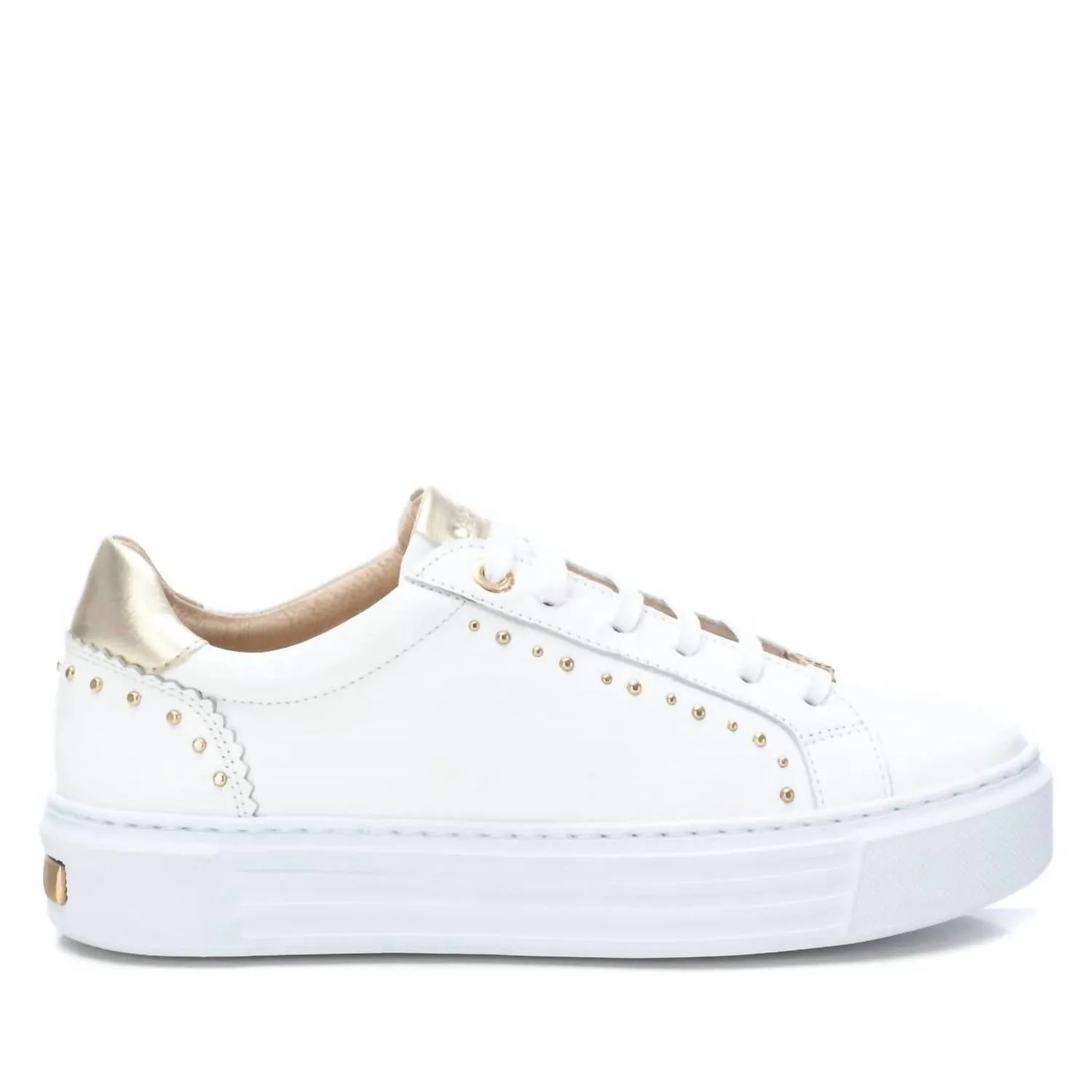 Weekend Vibe Women's Leather Trainers Sneakers In White