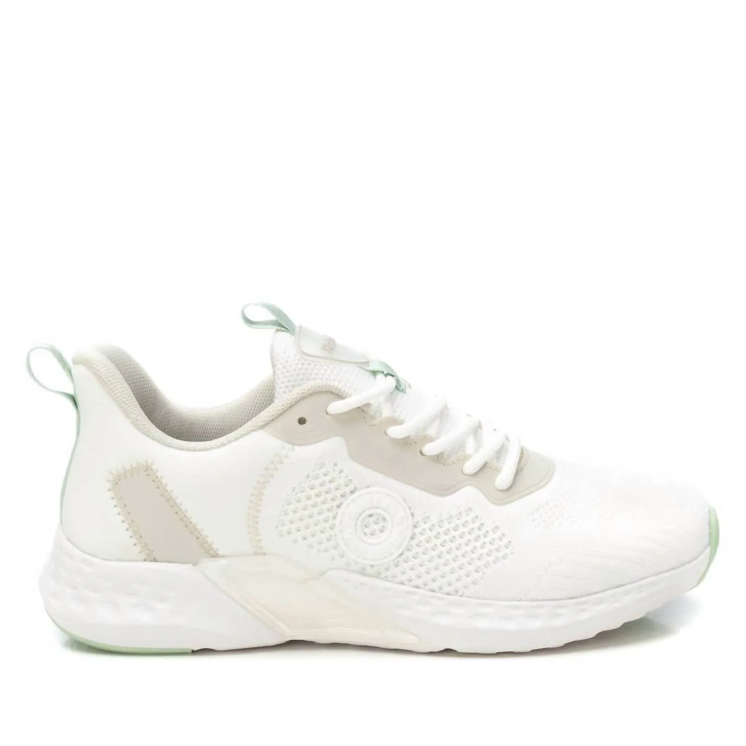 Sneaker Design Women's Performance Comfort Sneakers In White
