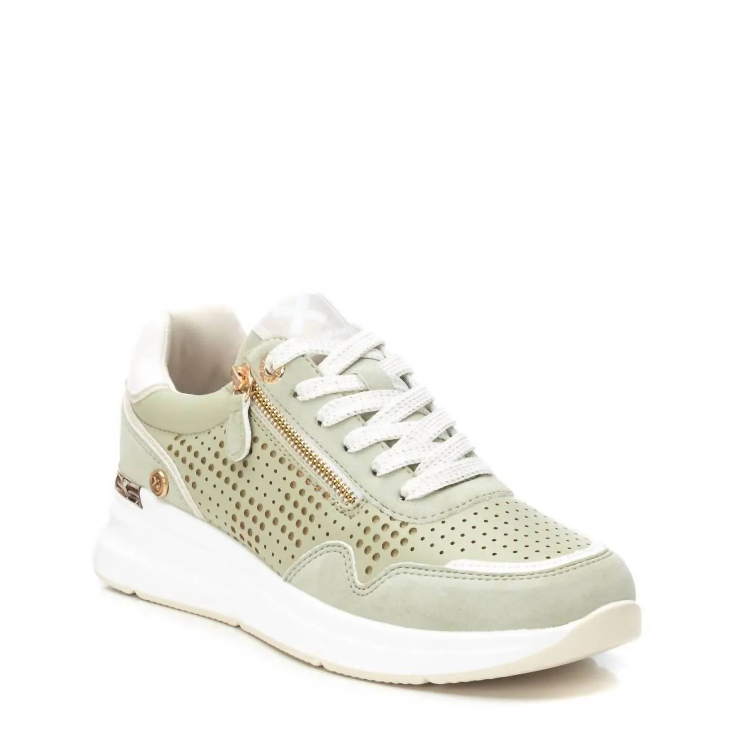 Non-marking sole Iconic silhouette Women's Sneakers In Aqua