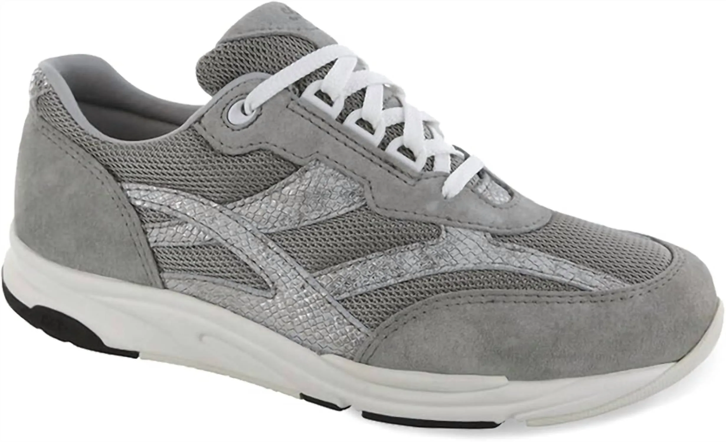 Hyper Elastic Foam Tech Women's Tour Mesh Lace Up Sneaker In Plata Mix