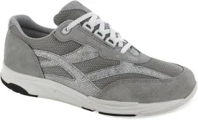 Hyper Elastic Foam Tech Women's Tour Mesh Lace Up Sneaker In Plata Mix