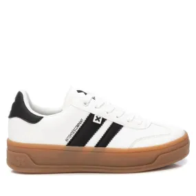 Indoor style Fast Entry Women's Urban Fashion Sneakers In White